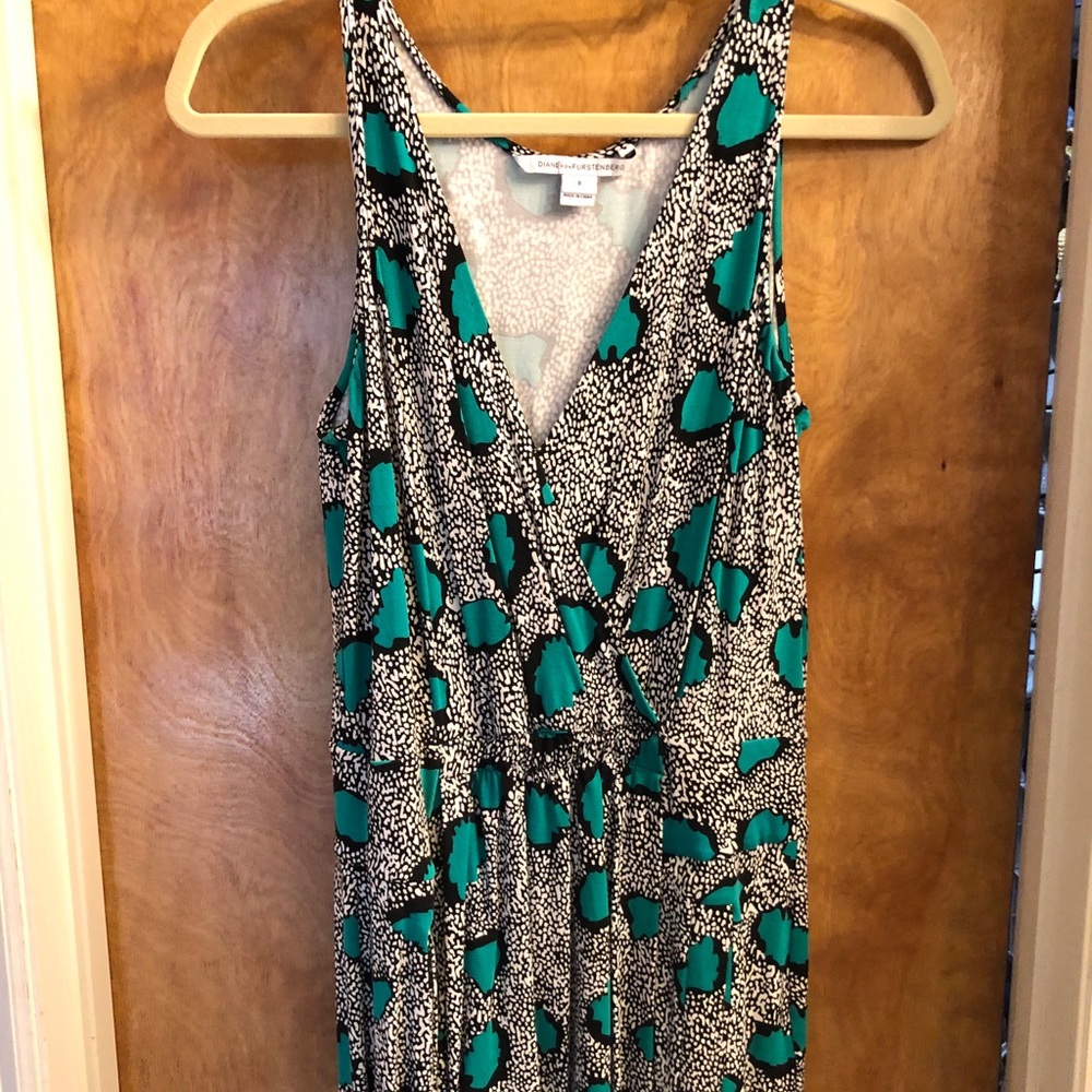 DVF size 8 sleeveless dress.